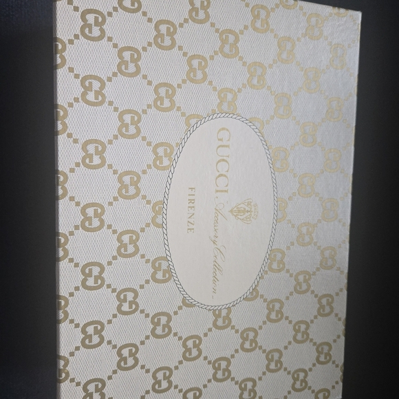 Gucci Vintage EUC Pouch Bag - Picture 16 of 16